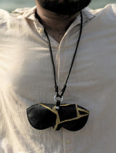 Load image into Gallery viewer, Noir-Kin Sunglass Case