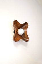 Load image into Gallery viewer, Compass Wall Light