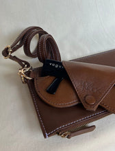 Load image into Gallery viewer, Jayden Crossbody in Tan