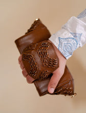 Load image into Gallery viewer, Khai Wristlet in Tan