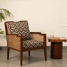 Load image into Gallery viewer, Onyx Accent Chair