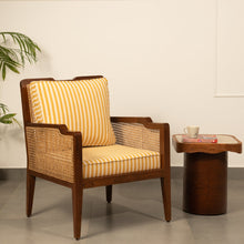 Load image into Gallery viewer, Onyx Accent Chair