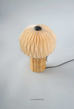 Load image into Gallery viewer, Clove table lamp - Lamp for Home, Restaurants and Offices