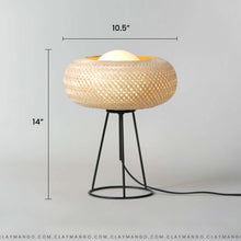 Load image into Gallery viewer, UFO table lamp - Lamp for Home, Restaurants and Offices