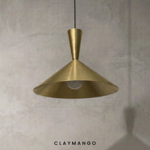 Load image into Gallery viewer, Urva pendant lamp for Home, restaurants and offices.