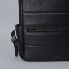 Load image into Gallery viewer, London Leather Bag shop
