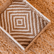 Load image into Gallery viewer, Heera Natural Jute Tray - Sirohi - Colour_Gold, Colour_White, purpose_decor, Purpose_Storage, rope material _macrame, Rope Material_Natural Jute Fibre
