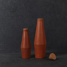 Load image into Gallery viewer, Handmade Terracotta Earthen Clay Bottle vertex Big with cork and wooden lid - 900ml-Terracotta-Claymango.com