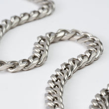 Load image into Gallery viewer, Cuban Neck Chain - 8mm - Satin Silver