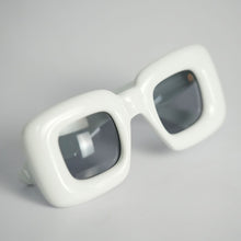 Load image into Gallery viewer, ESCAPE SQUARE Unisex Sunglasses