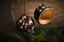 Load image into Gallery viewer, Combo of 2 unique angle designers hanging lamp