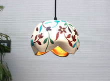 Load image into Gallery viewer, Flower design hanging lamp