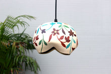 Load image into Gallery viewer, Flower design hanging lamp