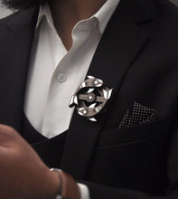 Load image into Gallery viewer, Pisces Brooch from Mother of Pearl series - Zodiac collection - Twofolds