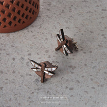 Load image into Gallery viewer, Dragonfly White Mother of pearl inlaid handcrafted cufflinks