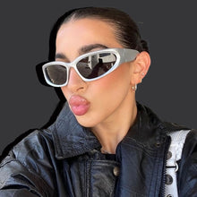 Load image into Gallery viewer, Escape Oval Unisex Sunglasses : Silver with Silver Tint