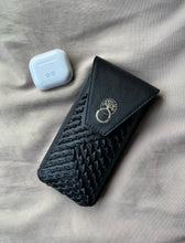 Load image into Gallery viewer, Terra Phone Sling
