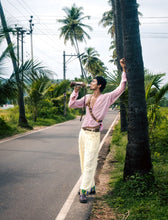 Load image into Gallery viewer, Ozai Wine Case in Tan
