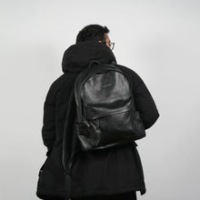 Load image into Gallery viewer, Alpaka - Leather Backpack
