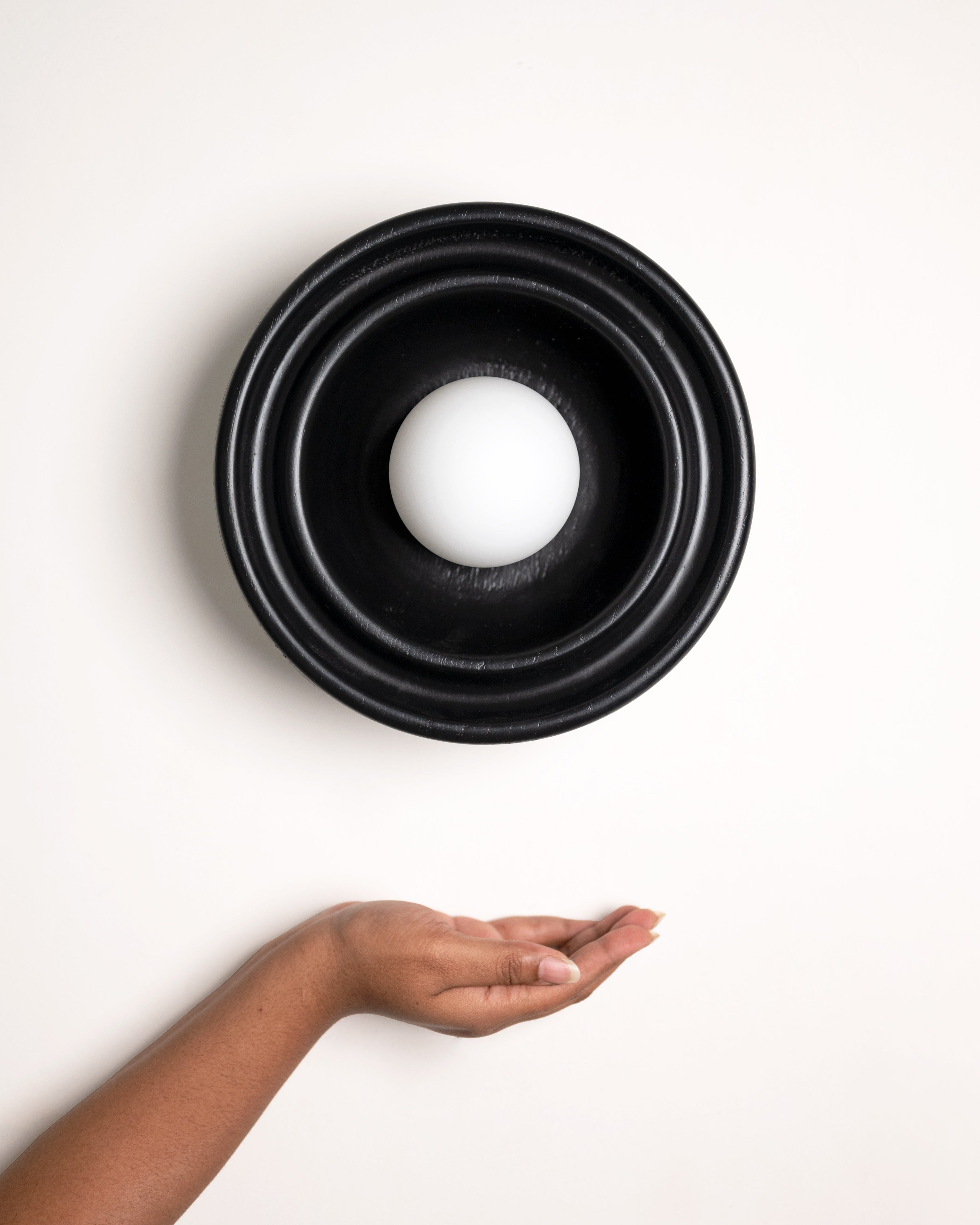 Discus XS Wall Light - Black – Claymango.com