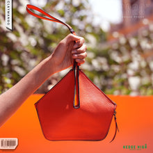 Load image into Gallery viewer, Orange pekoe - Unisex Handbag
