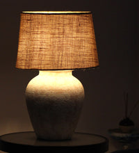Load image into Gallery viewer, Terracotta vintage white Table Lamp
