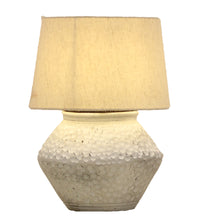 Load image into Gallery viewer, Classy pot design white Terracotta table lamp
