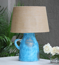Load image into Gallery viewer, Blue gold classy jug pattern Table lamp
