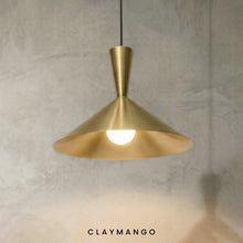 Load image into Gallery viewer, Urva pendant lamp for Home, restaurants and offices.
