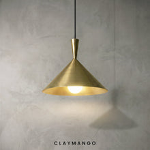 Load image into Gallery viewer, Urva pendant lamp for Home, restaurants and offices.
