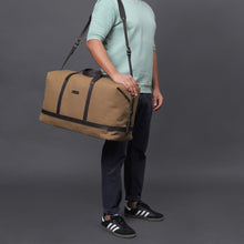 Load image into Gallery viewer, khaki canvas travel bag for men
