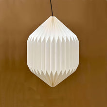 Load image into Gallery viewer, Oblong Origami Pendant Lamp
