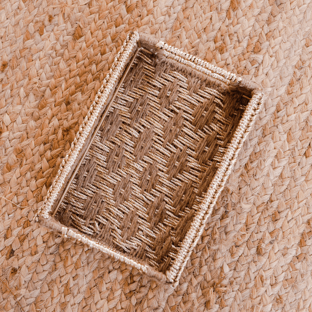 Sona Upcycled Plastic Tray - Sirohi - Colour_Gold, Colour_White, purpose_decor, Purpose_Storage, Rope Material_Natural Jute Fibre, Rope Material_Plastic Waste