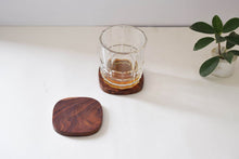 Load image into Gallery viewer, Put on- Marble coaster/Wood - Set Of Two
