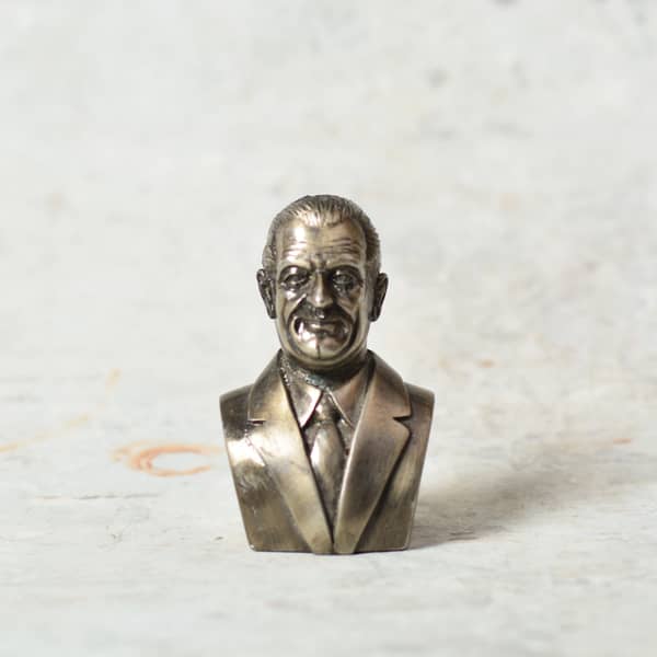 Lyndon B. Johnson 36th U.S. President - vintage miniature model / Paperweight-Antiques-Claymango.com