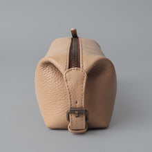 Load image into Gallery viewer, premium leather toilet bag
