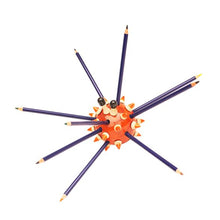 Load image into Gallery viewer, Alien Pencil Stand-Paper &amp; Stationary-Claymango.com
