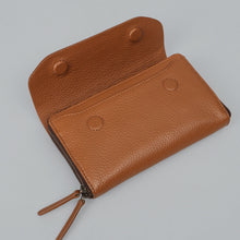 Load image into Gallery viewer, Women&#39;s Free Monogramming Leather Wallet

