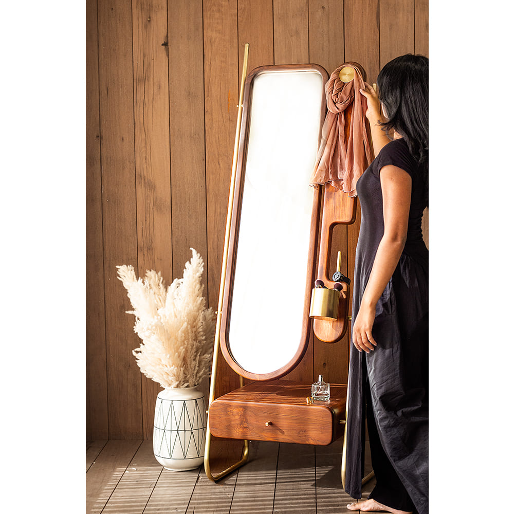 Clio- Full Length Mirror | Tall Luxury Wooden Dresser | Buy Large Mirrors  Online