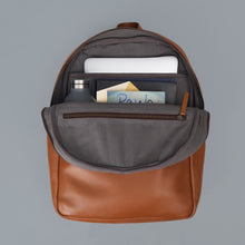 Load image into Gallery viewer, Unisex Leather backpack

