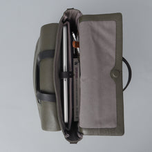 Load image into Gallery viewer, Green Leather laptop briefcase
