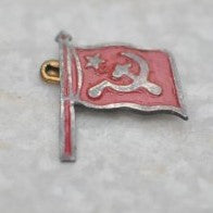 Old Red pin badge-Antiques-Claymango.com