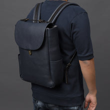 Load image into Gallery viewer, Classic Leather Backpack
