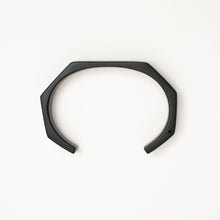 Load image into Gallery viewer, Hex Cuff - Matte Black
