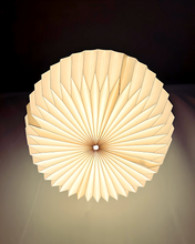 Load image into Gallery viewer, Tabla Origami Pendant Lamp

