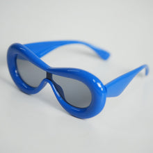 Load image into Gallery viewer, ESCAPE ROUND Unisex Sunglasses
