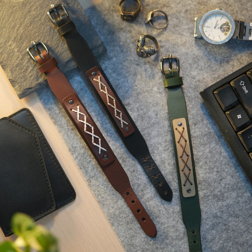 Kubek - Criss-Cross genuine leather wrist bands - Set of 3 (black+ Brown+ Olive)
