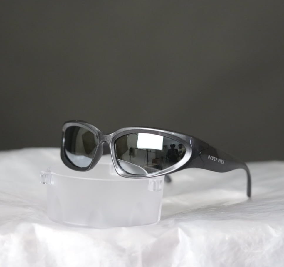 Escape Oval Unisex Sunglasses : Grey with Silver Tint