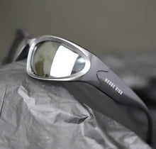 Load image into Gallery viewer, Escape Oval Unisex Sunglasses : Grey with Silver Tint
